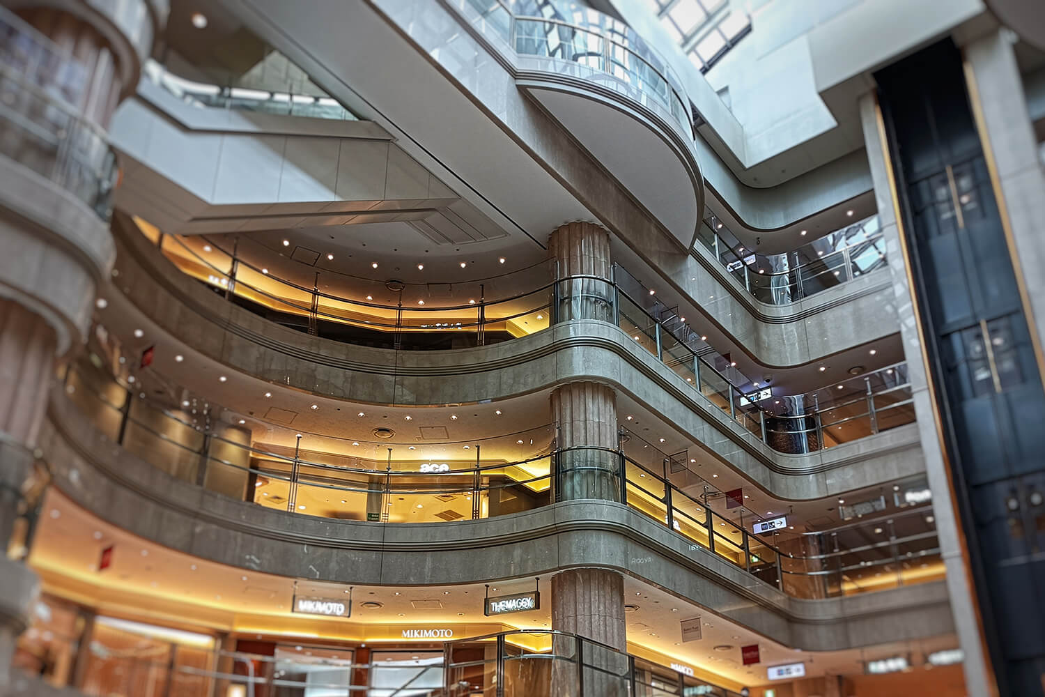 羽田空港第１・第２ターミナルのパーソナルジム1